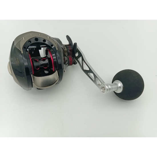 BAT 100 EXCELLENT BAITCASTER