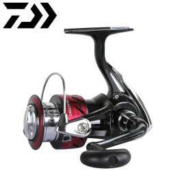 DAIWA SWEEPFIRE 1500 SPINNING REEL