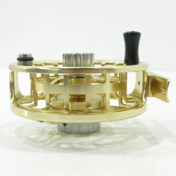 MAXCATCH AVID PRO GOLDEN REEL