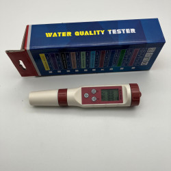 MULTIFUNCTION WATER QUALITY METER