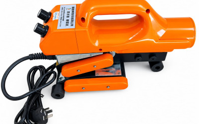 POND LINER MACHINE