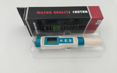 MULTI FUNCTION WATER QUALITY METER