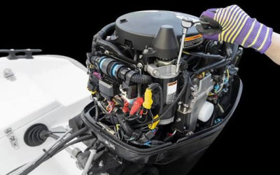 Outboard Servicing and Saltwater Flushing