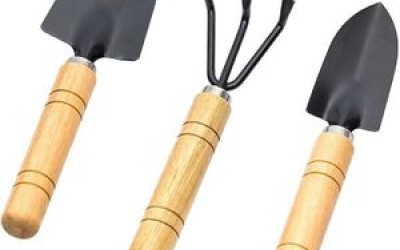 Best Gardening Tools for Farmers in Kenya